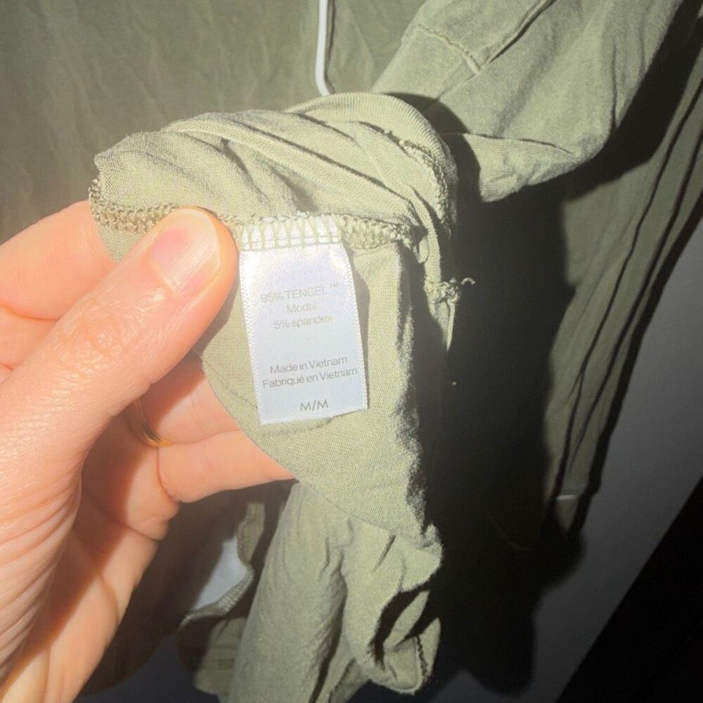 Eberjey Gisele long sleeve pajama set desert sage/ivory medoum - Picture 8 of 9